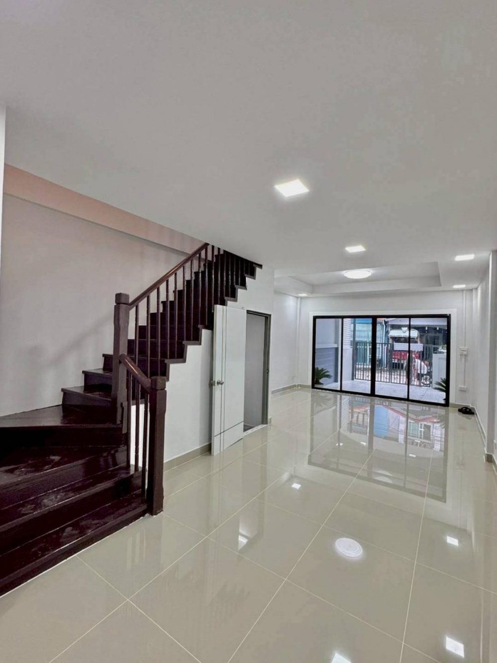 Piyawararom 2 全新装修的联排别墅，非常适合居住-5