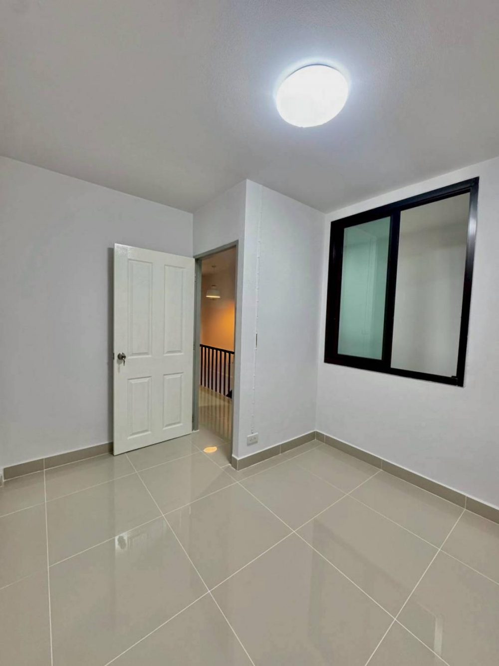 Piyawararom 2 全新装修的联排别墅，非常适合居住-9