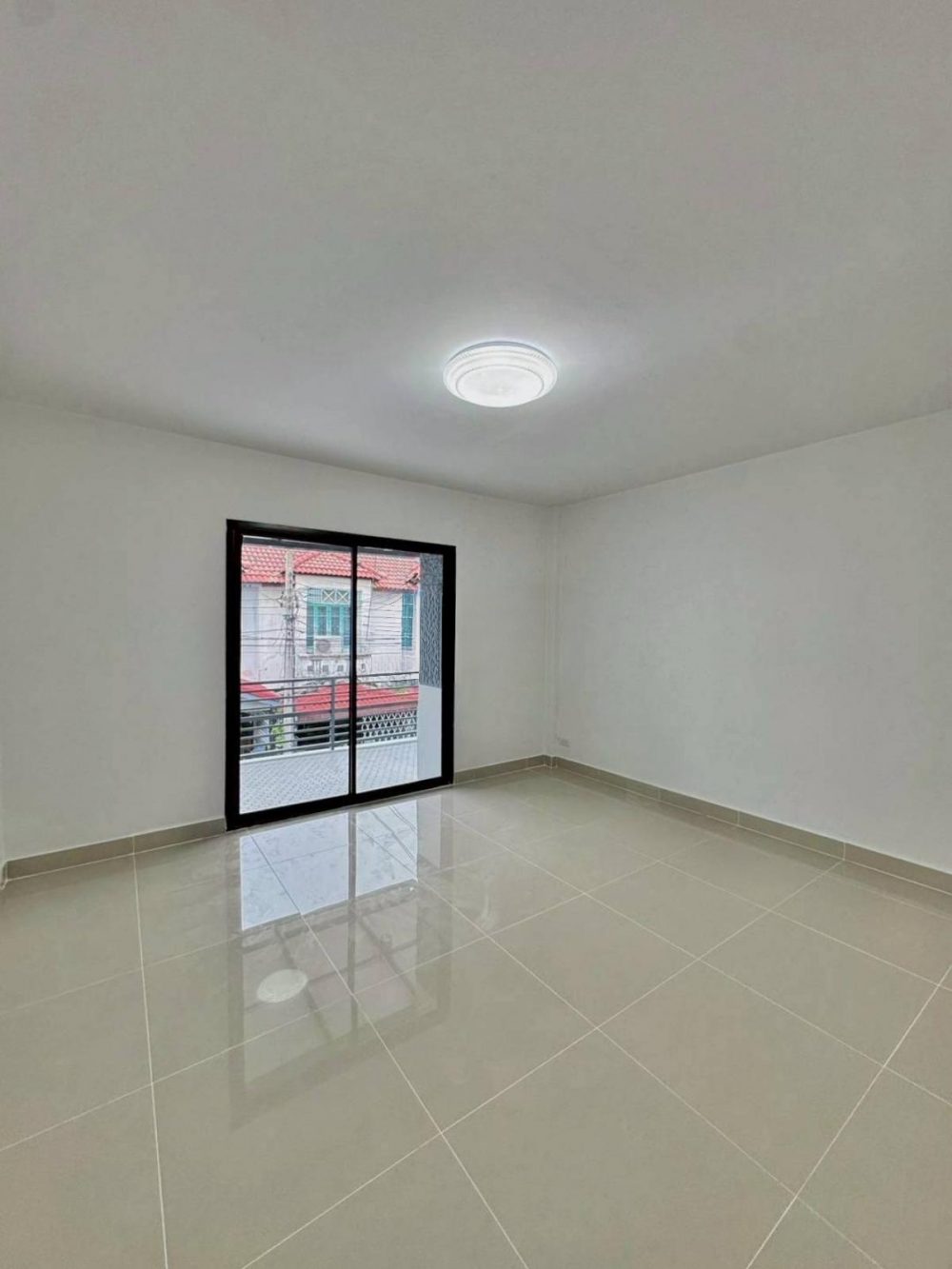 Piyawararom 2 全新装修的联排别墅，非常适合居住-11