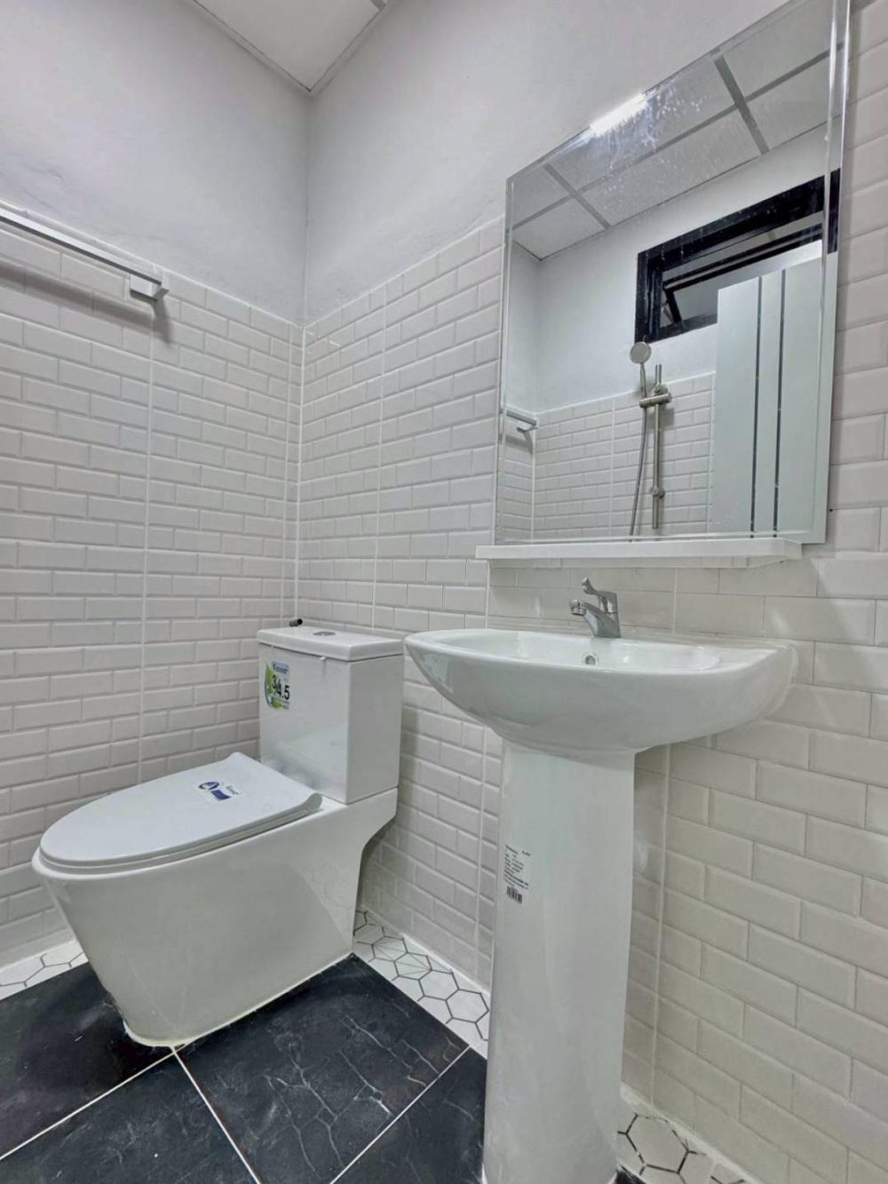 Piyawararom 2 全新装修的联排别墅，非常适合居住-13