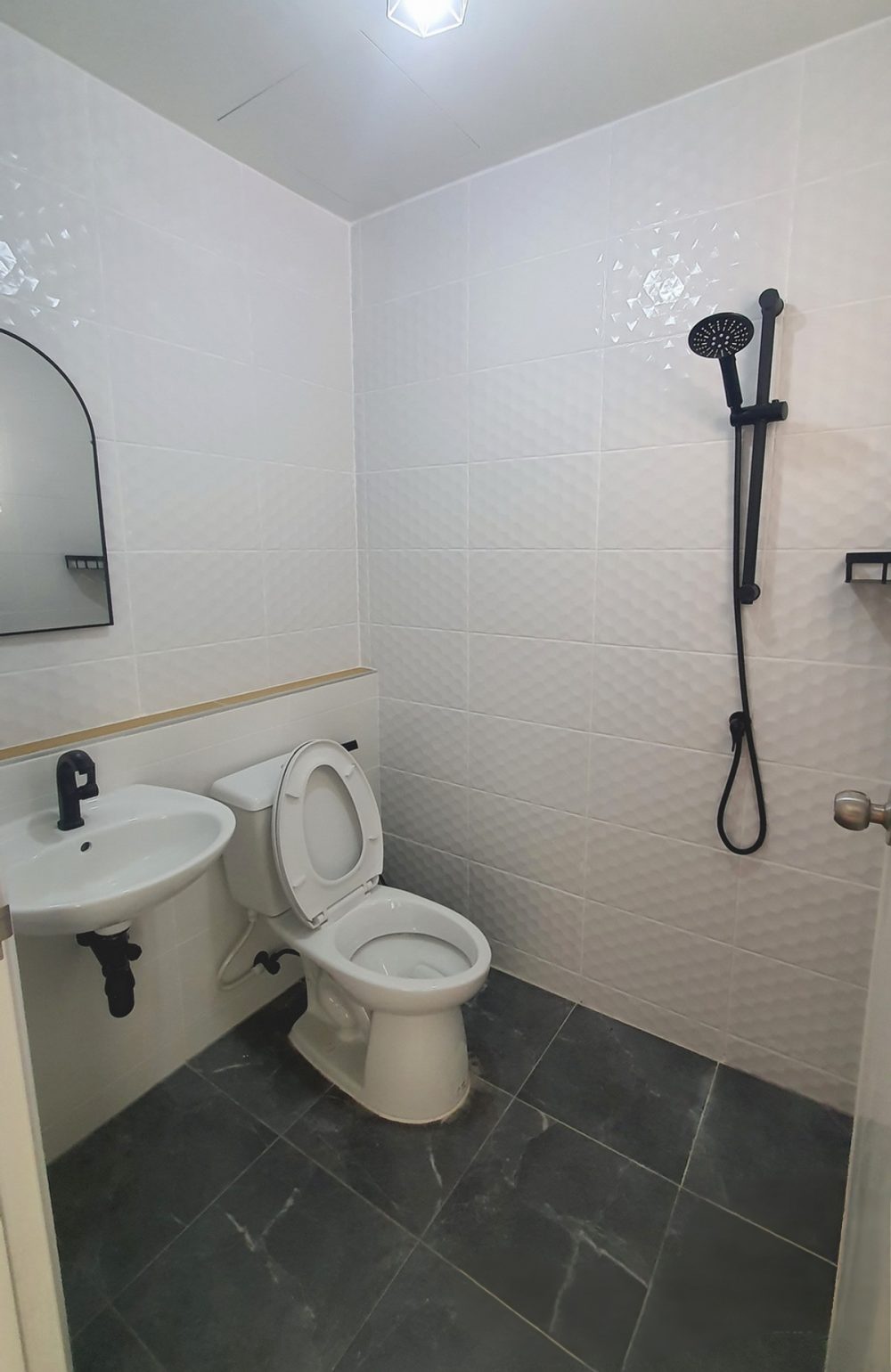 Prueksa 12 全新装修的联排别墅，漂亮舒适，拎包即可入住-8