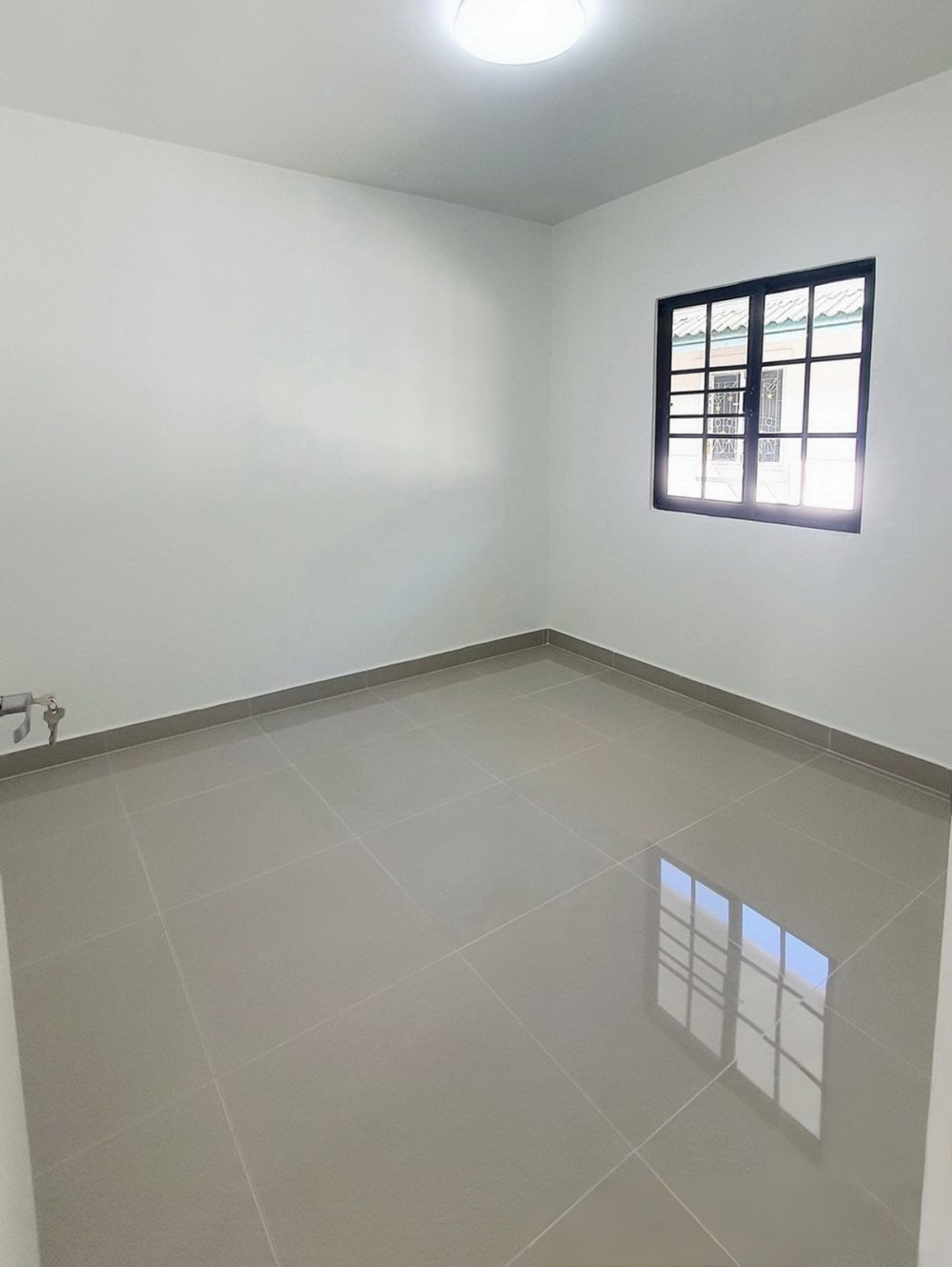 Prueksa 12 全新装修的联排别墅，漂亮舒适，拎包即可入住-11