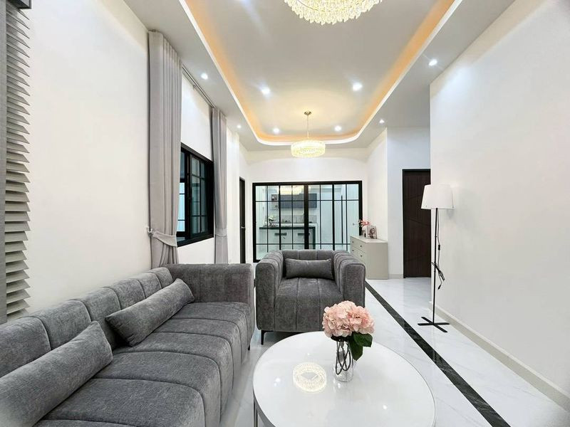 Classic Home Village 位置优越的独立式住宅，可拎包入住 !-9