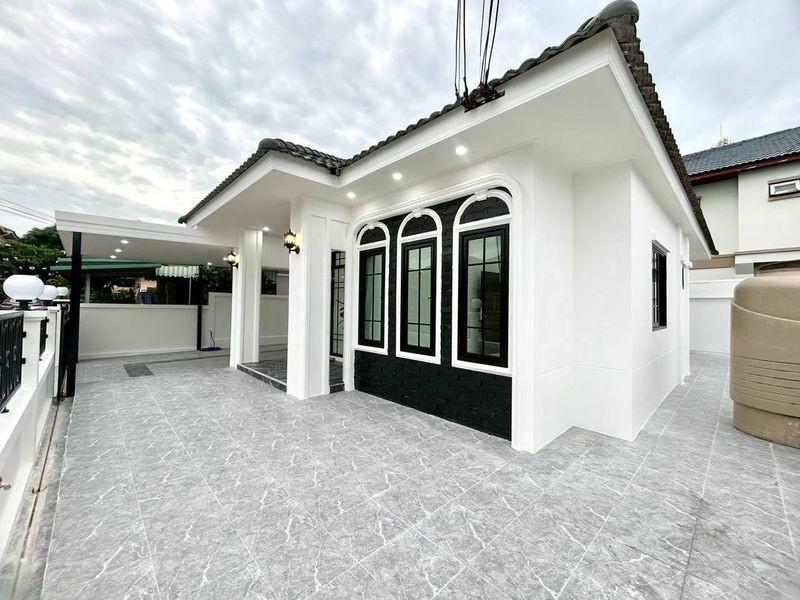 Classic Home Village 位置优越的独立式住宅，可拎包入住 !-3